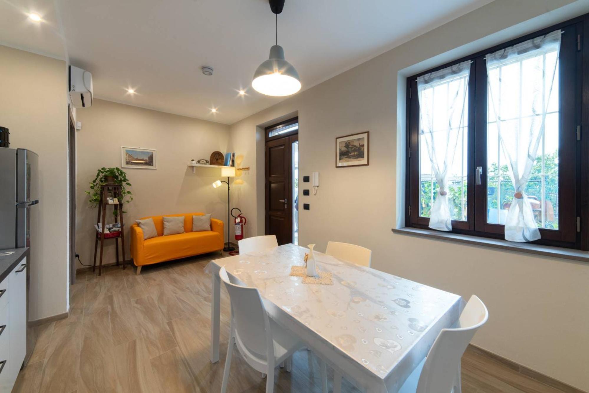 Casa Rubbo - Appartamento 'Como' Nelle Langhe Alba  Exteriör bild
